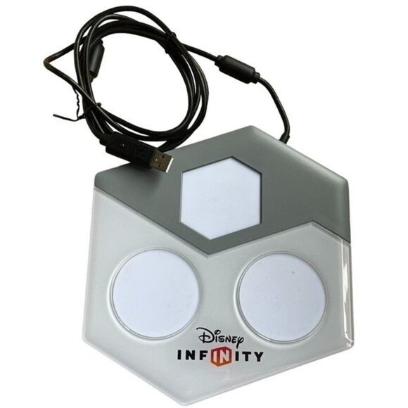 Disney Infinity -- 2.0 Edition (Nintendo Wii U, 2014) With Portal, 3 Characters - Picture 9 of 14